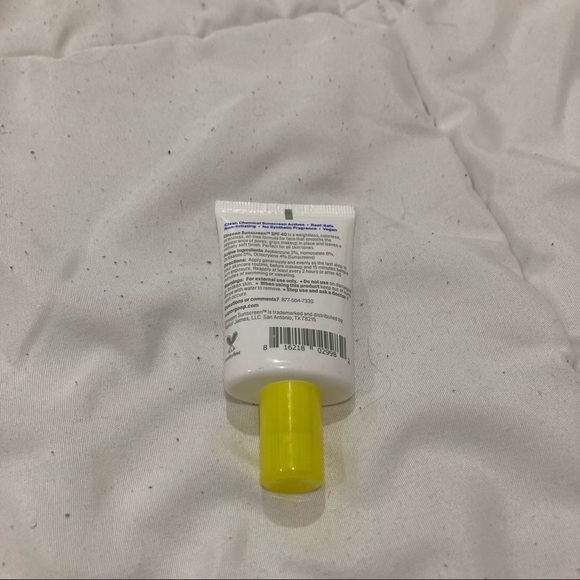 supergoop unseen sunscreen - Picture 2 of 2